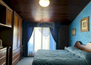 Camera / camera da letto - Casa semi indipendente Via Scesa dei tigli
 
1, Montaquila - foto 100