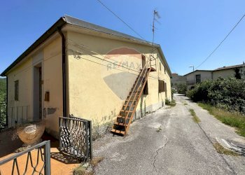 Casa all\'aperto - Casa semi indipendente Via Padulo
 
snc, Scapoli - foto 56