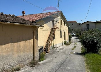 Casa all\'aperto - Casa semi indipendente Via Padulo
 
snc, Scapoli - foto 58