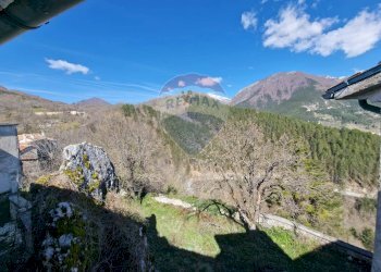 Vista delle montagne - Bilocale Via Castello
 
21, Civitella Alfedena - foto 5
