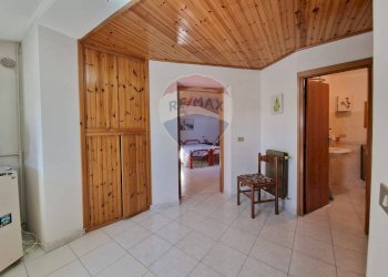 Hall / corridoio - Bilocale Via Castello
 
21, Civitella Alfedena - foto 8