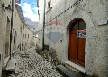 Edificio all\'aperto - Bilocale Via Castello
 
21, Civitella Alfedena - foto 23