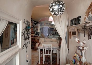 Sala da pranzo - Appartamento Via Caracena
26, Villetta Barrea - foto 9