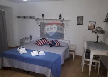 Camera / camera da letto - Appartamento Via Caracena
26, Villetta Barrea - foto 25