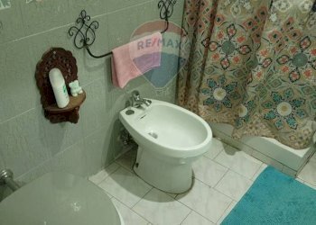 Bagno - Appartamento Via Caracena
26, Villetta Barrea - foto 28