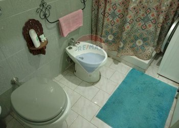 Bagno - Appartamento Via Caracena
26, Villetta Barrea - foto 29