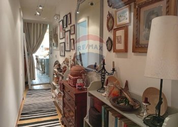 Hall / corridoio - Appartamento Via Caracena
26, Villetta Barrea - foto 30