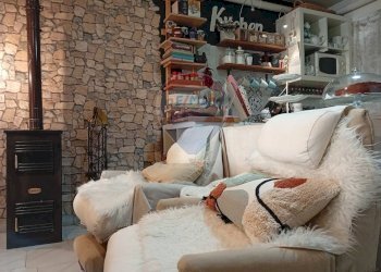 Soggiorno - Appartamento Via Caracena
26, Villetta Barrea - foto 33