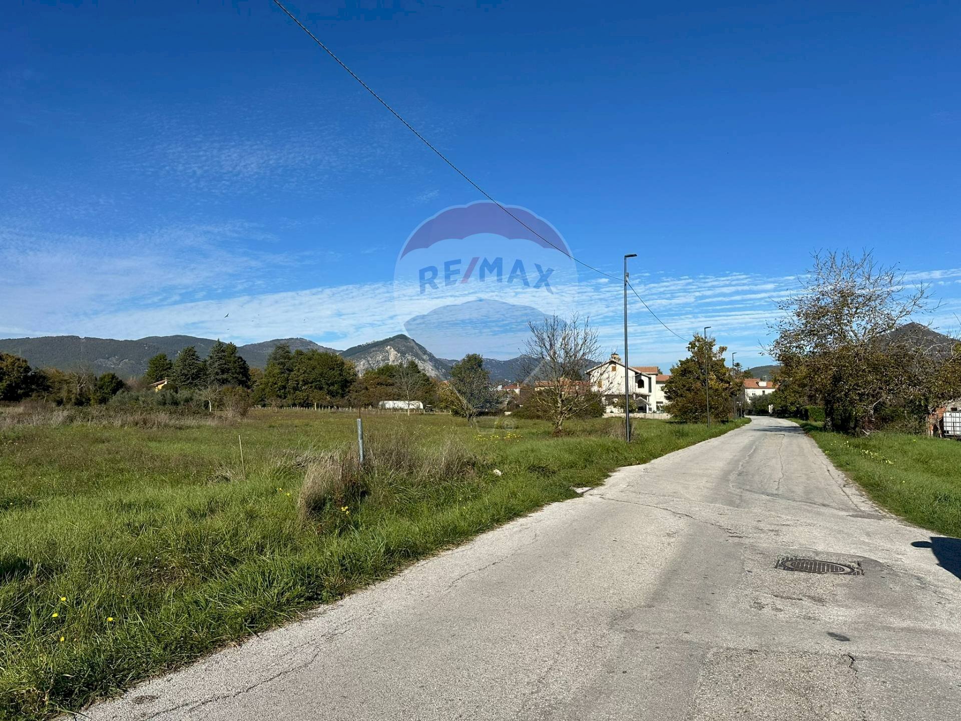 Vista delle montagne - Terreno edificabile Via Edoardo De Filippo
 
7, Rocchetta a Volturno - foto 3