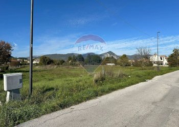 Vista delle montagne - Terreno edificabile Via Edoardo De Filippo
 
7, Rocchetta a Volturno - foto 7