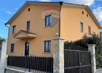 Casa all\'aperto - Terraced Villa Via Neri
 
6, Rocchetta a Volturno - photo 3