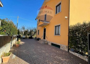 Casa all\'aperto - Terraced Villa Via Neri
 
6, Rocchetta a Volturno - photo 5