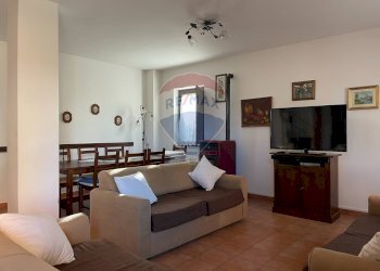 Sala da pranzo - Terraced Villa Via Neri
 
6, Rocchetta a Volturno - photo 14