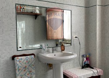 Bagno - Terraced Villa Via Neri
 
6, Rocchetta a Volturno - photo 57