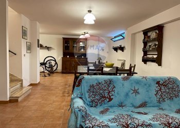 Sala da pranzo - Terraced Villa Via Neri
 
6, Rocchetta a Volturno - photo 73