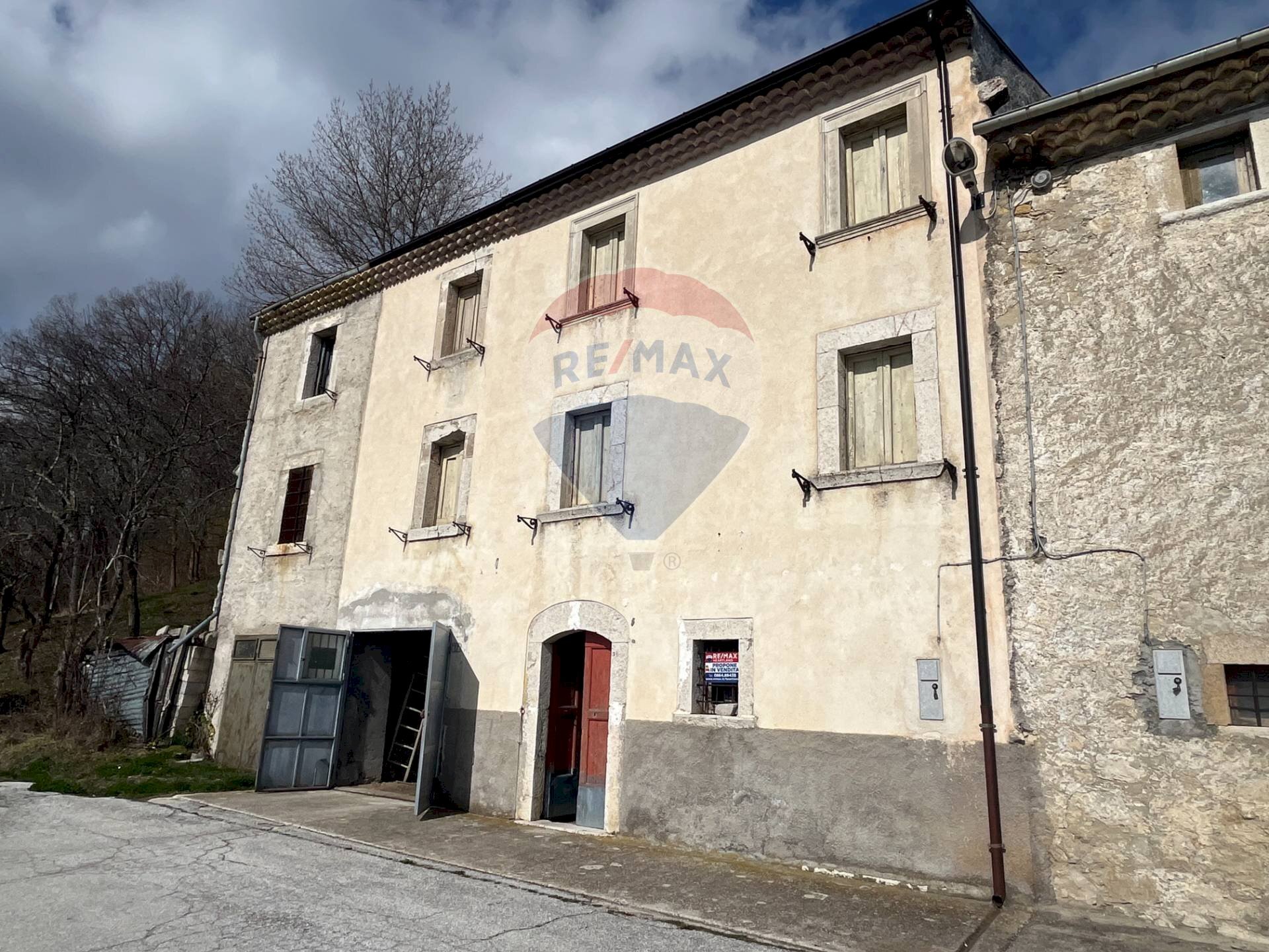 Edificio all\'aperto - Rustico Via Pitassi
 
snc, Ateleta - foto 3