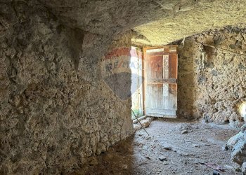 Stanza vuota - Rustic Via Delle grotte, Rocchetta a Volturno - photo 41