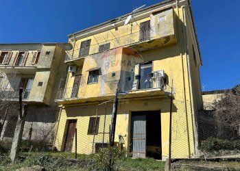 Edificio all\'aperto - Casa semi indipendente Via Isernia
 
snc, Colli a Volturno - foto 121