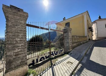 Edificio all\'aperto - Casa semi indipendente Via Isernia
 
snc, Colli a Volturno - foto 128