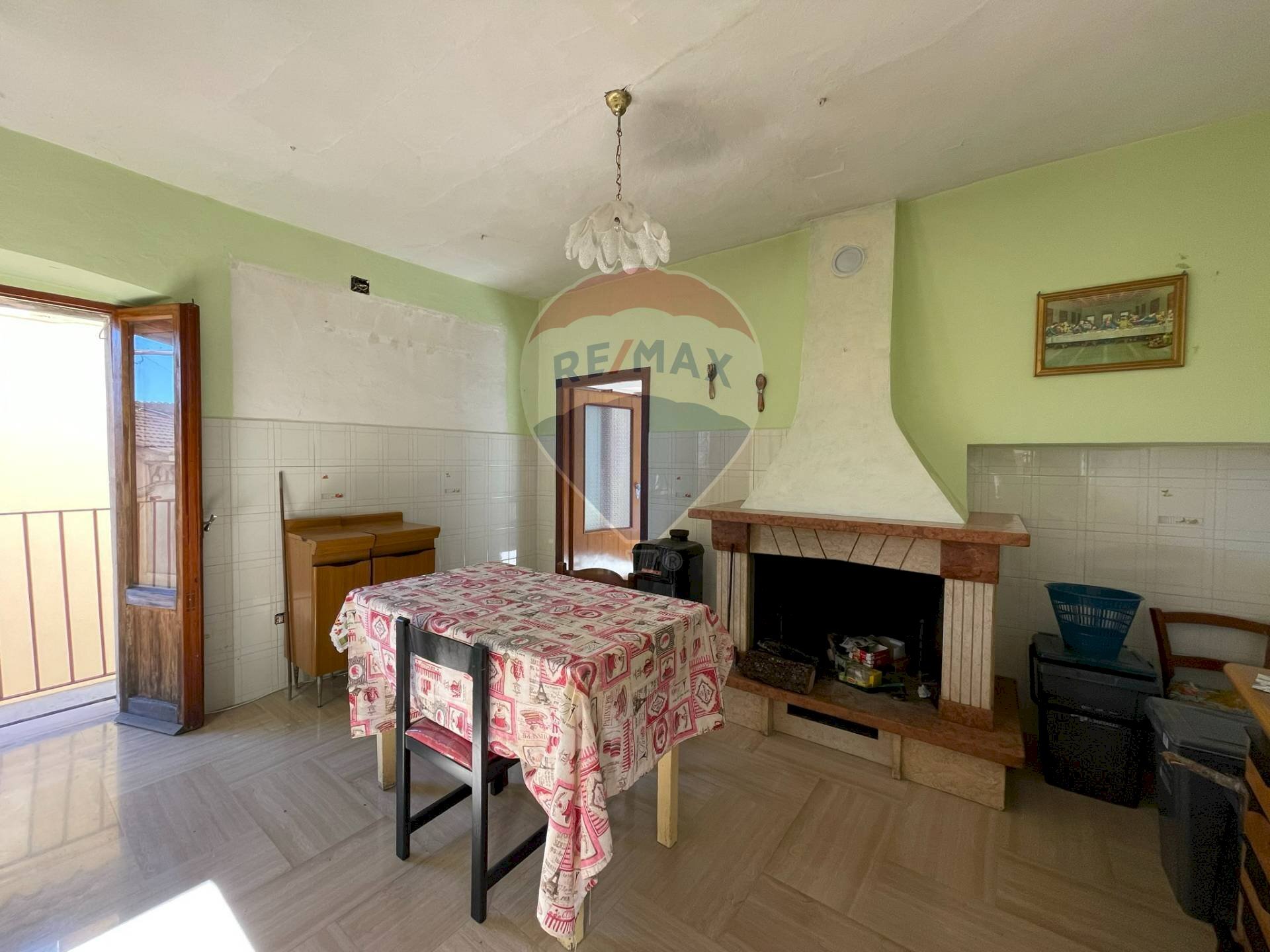 Sala da pranzo - Casa indipendente Mazzini
 
47, Pizzone - foto 2