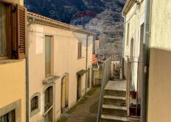 Casa all\'aperto - Casa indipendente Mazzini
 
47, Pizzone - foto 45