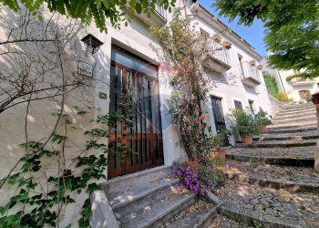 Casa all\'aperto - Quadrilocale Via Salita San Rocco
 
4, Barrea - foto 2