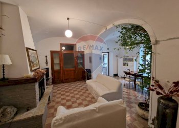 Soggiorno - Quadrilocale Via Salita San Rocco
 
4, Barrea - foto 4