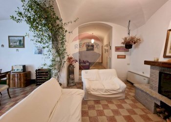 Soggiorno - Quadrilocale Via Salita San Rocco
 
4, Barrea - foto 9