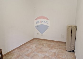 Stanza vuota - Quadrilocale Via Salita San Rocco
 
4, Barrea - foto 12