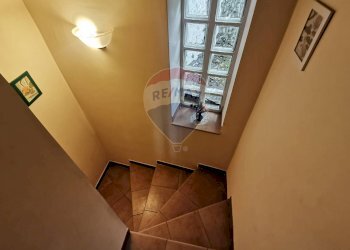 Scale - Quadrilocale Via Castello
 
22, Villetta Barrea - foto 11