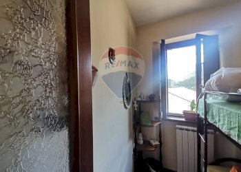 Camera / camera da letto - Quadrilocale Via Castello
 
22, Villetta Barrea - foto 17