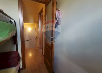 Hall / corridoio - Quadrilocale Via Castello
 
22, Villetta Barrea - foto 18