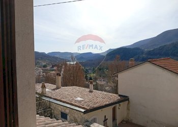 Edificio all\'aperto - Quadrilocale Via Castello
 
22, Villetta Barrea - foto 24