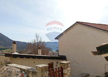 Casa all\'aperto - Quadrilocale Via Castello
 
22, Villetta Barrea - foto 42