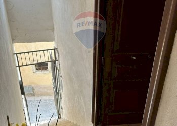 Balcone - Appartamento Via Ercole
 
13, Fornelli - foto 6