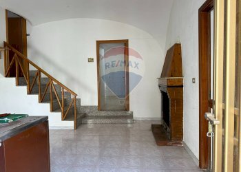 Hall / corridoio - Casa indipendente Colle Macchia
 
13, Filignano - foto 21