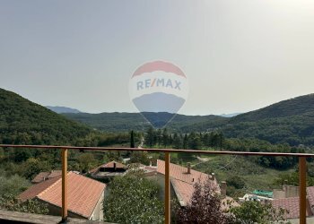Vista delle montagne - Casa indipendente Colle Macchia
 
13, Filignano - foto 88