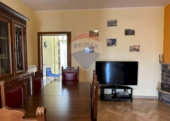 Sala da pranzo - Casa indipendente Corso Garibaldi
 
76, Montaquila - foto 27