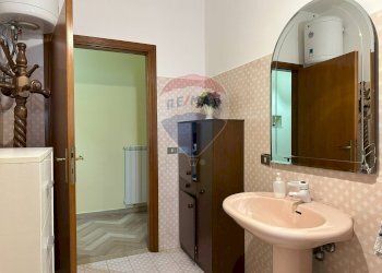 Bagno - Casa indipendente Corso Garibaldi
 
76, Montaquila - foto 34