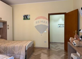 Camera / camera da letto - Casa indipendente Corso Garibaldi
 
76, Montaquila - foto 39