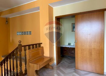 Hall / corridoio - Casa indipendente Corso Garibaldi
 
76, Montaquila - foto 45