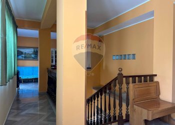 Hall / corridoio - Casa indipendente Corso Garibaldi
 
76, Montaquila - foto 46