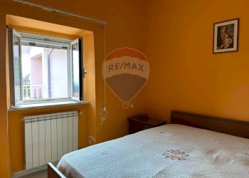 Camera / camera da letto - Casa indipendente Corso Garibaldi
 
76, Montaquila - foto 74