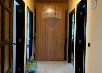 Hall / corridoio - Appartamento Via Cesare Battisti
 
4, Roccasicura - foto 25