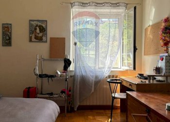 Camera / camera da letto - Appartamento Via Cesare Battisti
 
4, Roccasicura - foto 30