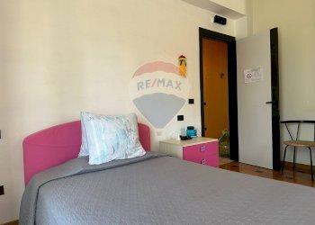 Camera / camera da letto - Appartamento Via Cesare Battisti
 
4, Roccasicura - foto 50