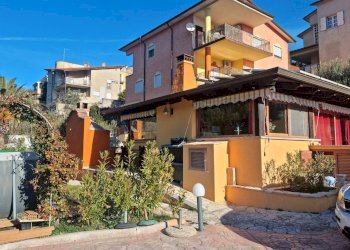 Foto 1 - Casa semi indipendente VIA MONSERRATO
 
11, Ozieri - foto 1