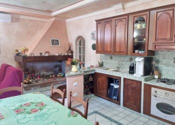 Foto 10 - Casa semi indipendente VIA MONSERRATO
 
11, Ozieri - foto 10