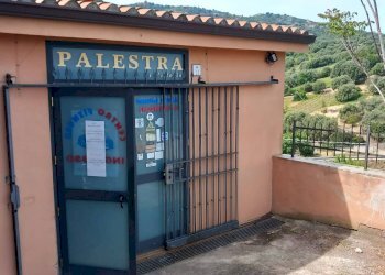 Foto 2 - Locale Commerciale VIA PAOLO COMIDA, Ozieri - foto 2