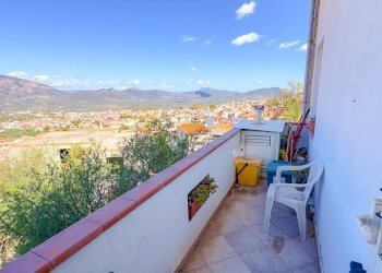 Foto 6 - Trilocale Via Nazionale
 
22, Oliena - foto 6